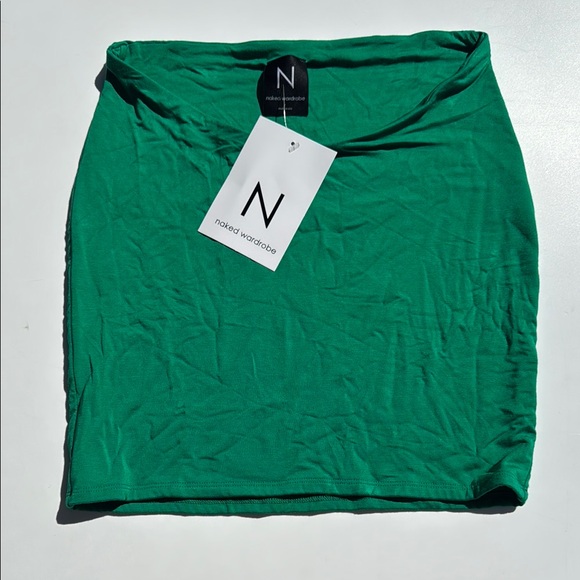 NAKED WARDROBE Scoop Waist Miniskirt in Kelly Green - Picture 2 of 4